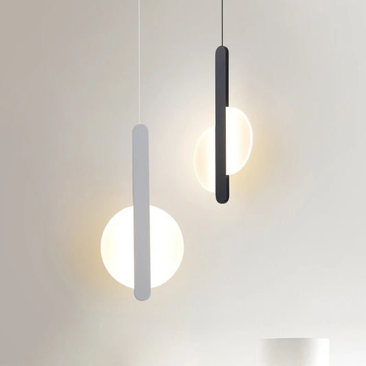 Moderne Minimalistische LED Pendelleuchten in Schwarz und Weiß - Elegante Kronleuchter für Schlafzimmer, Esszimmer und Bar-Dekoration - Unique Outlet