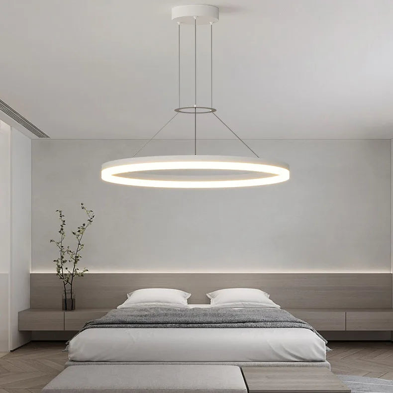 Moderne LED-Ringleuchter – Elegantes Hängendes Innenbeleuchtungsdekor für Wohnzimmer, Esszimmer, Schlafzimmer und Küche – Pendelleuchte in Schwarz und Weiß - Unique Outlet